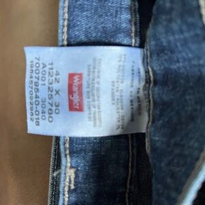 Wrangler Mens 42 x 30 Carpenter FLEX Regular fit